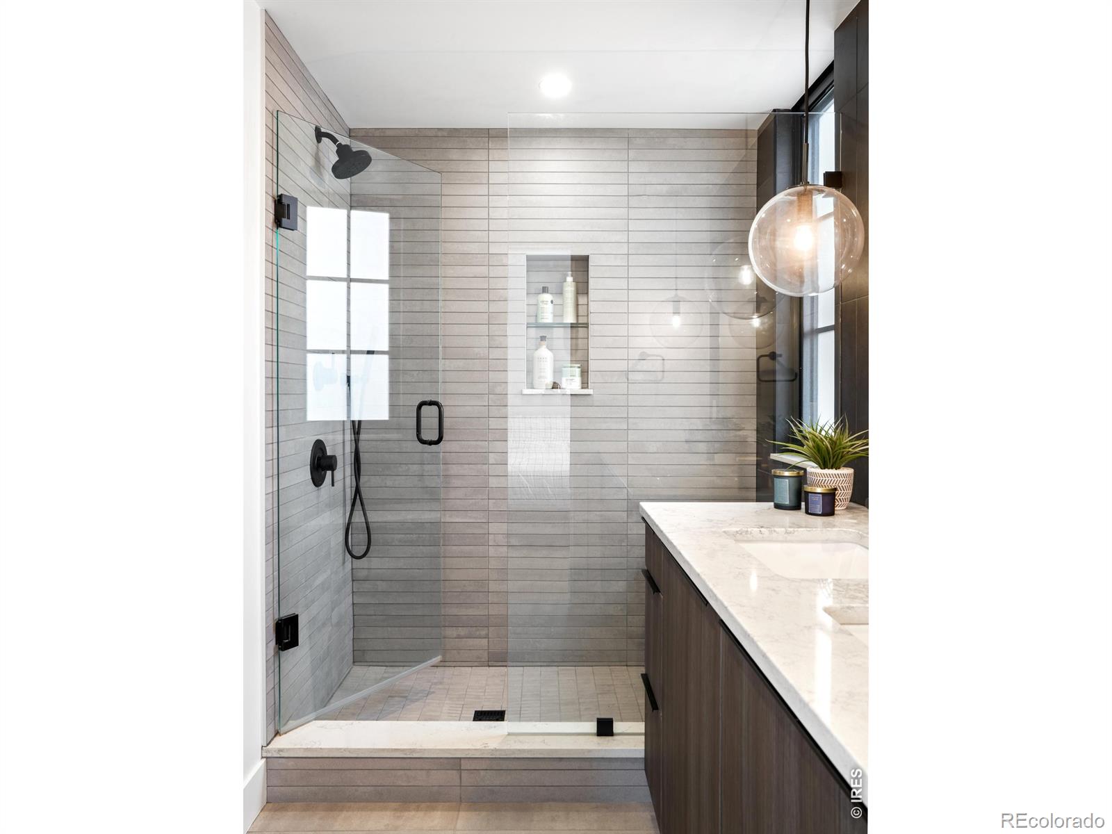 MLS Image #19 for 2126  pearl street,boulder, Colorado