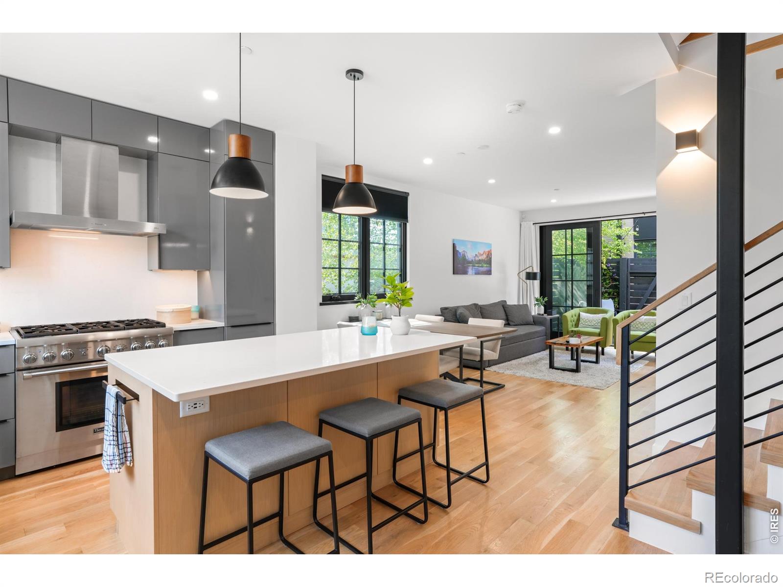 MLS Image #5 for 2126  pearl street,boulder, Colorado