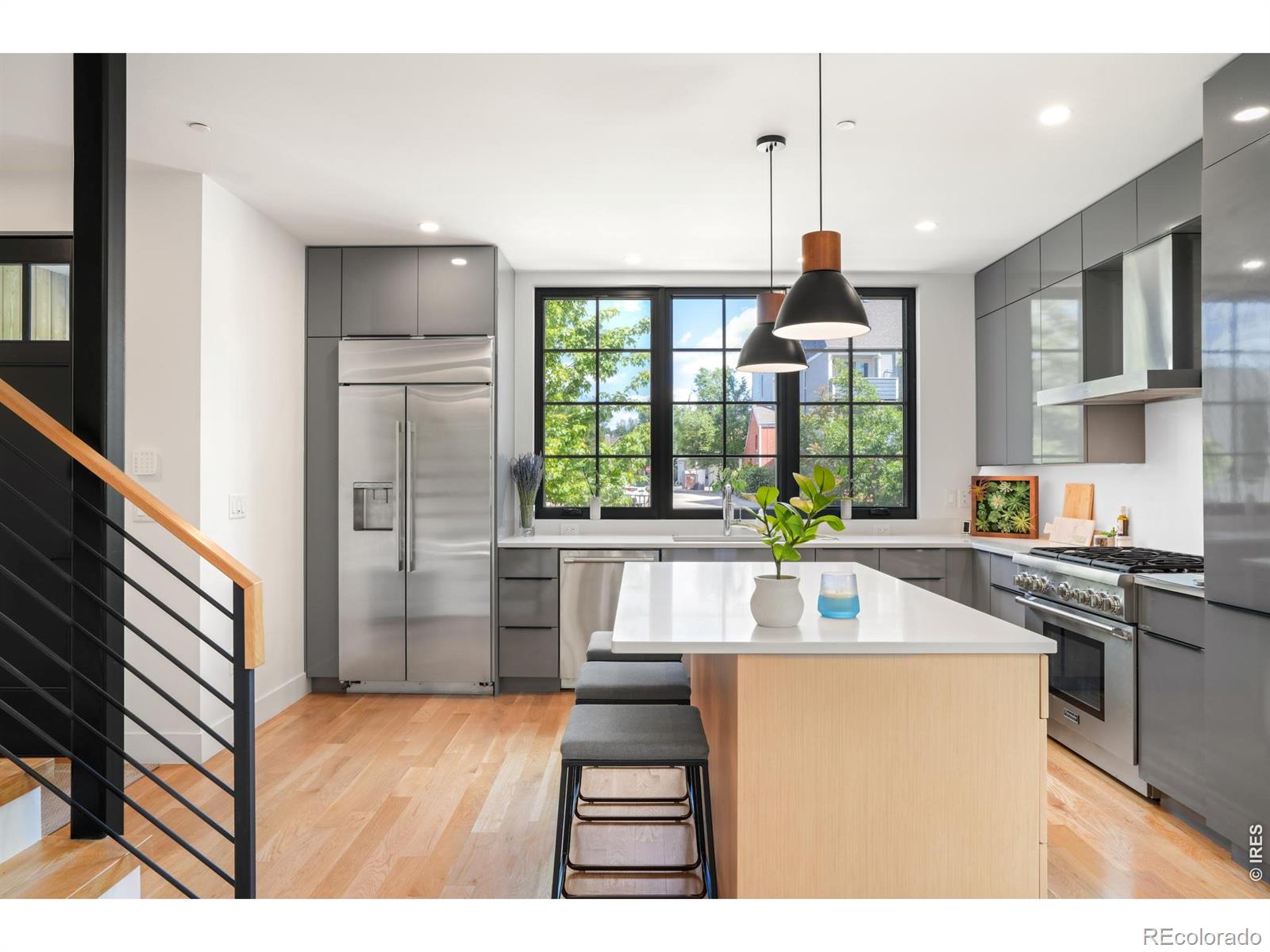 MLS Image #7 for 2126  pearl street,boulder, Colorado