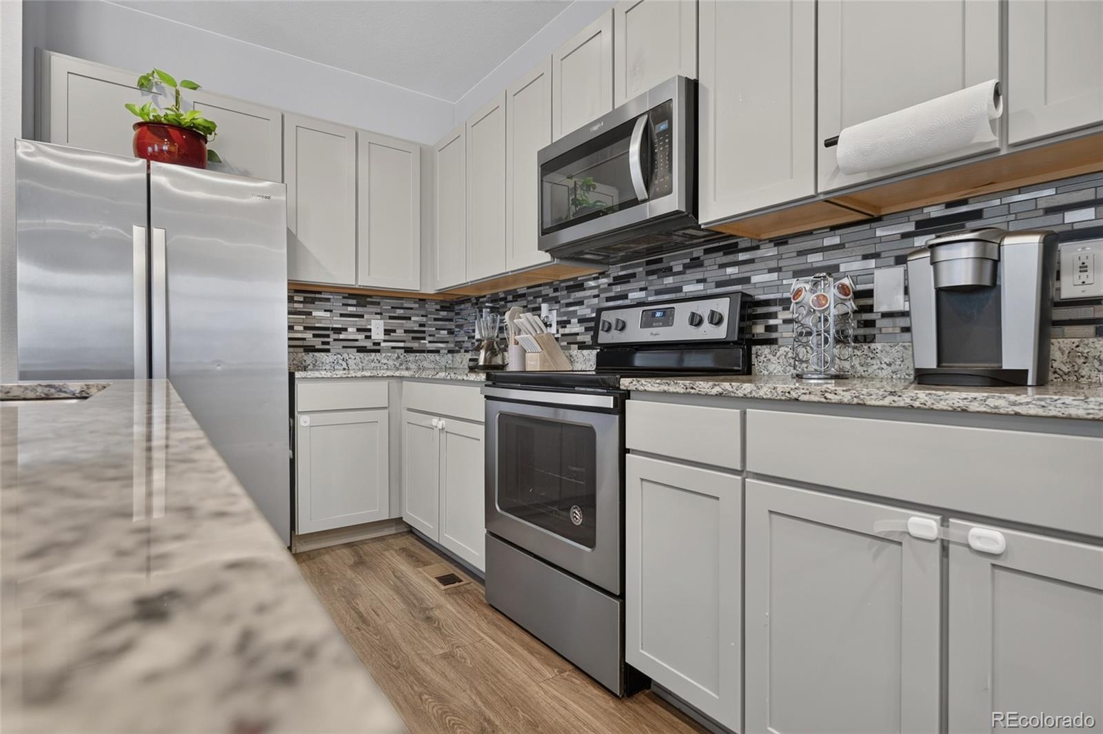 MLS Image #10 for 4728  helena street,denver, Colorado