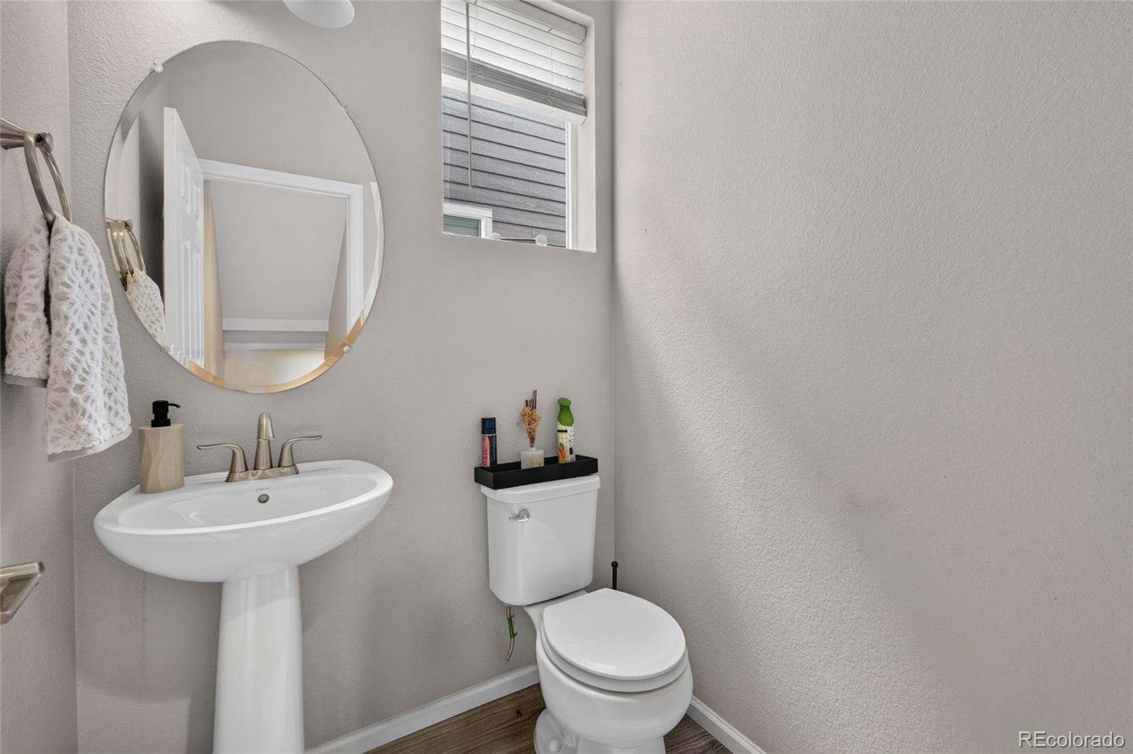MLS Image #12 for 4728  helena street,denver, Colorado