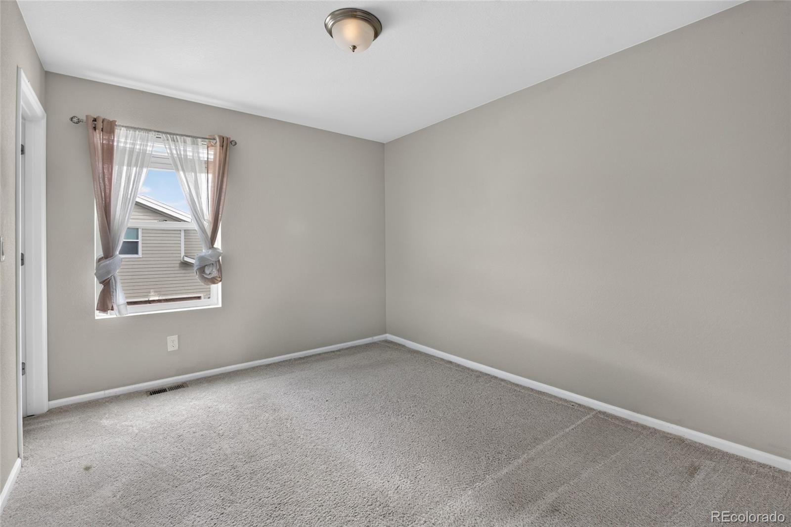 MLS Image #23 for 4728  helena street,denver, Colorado