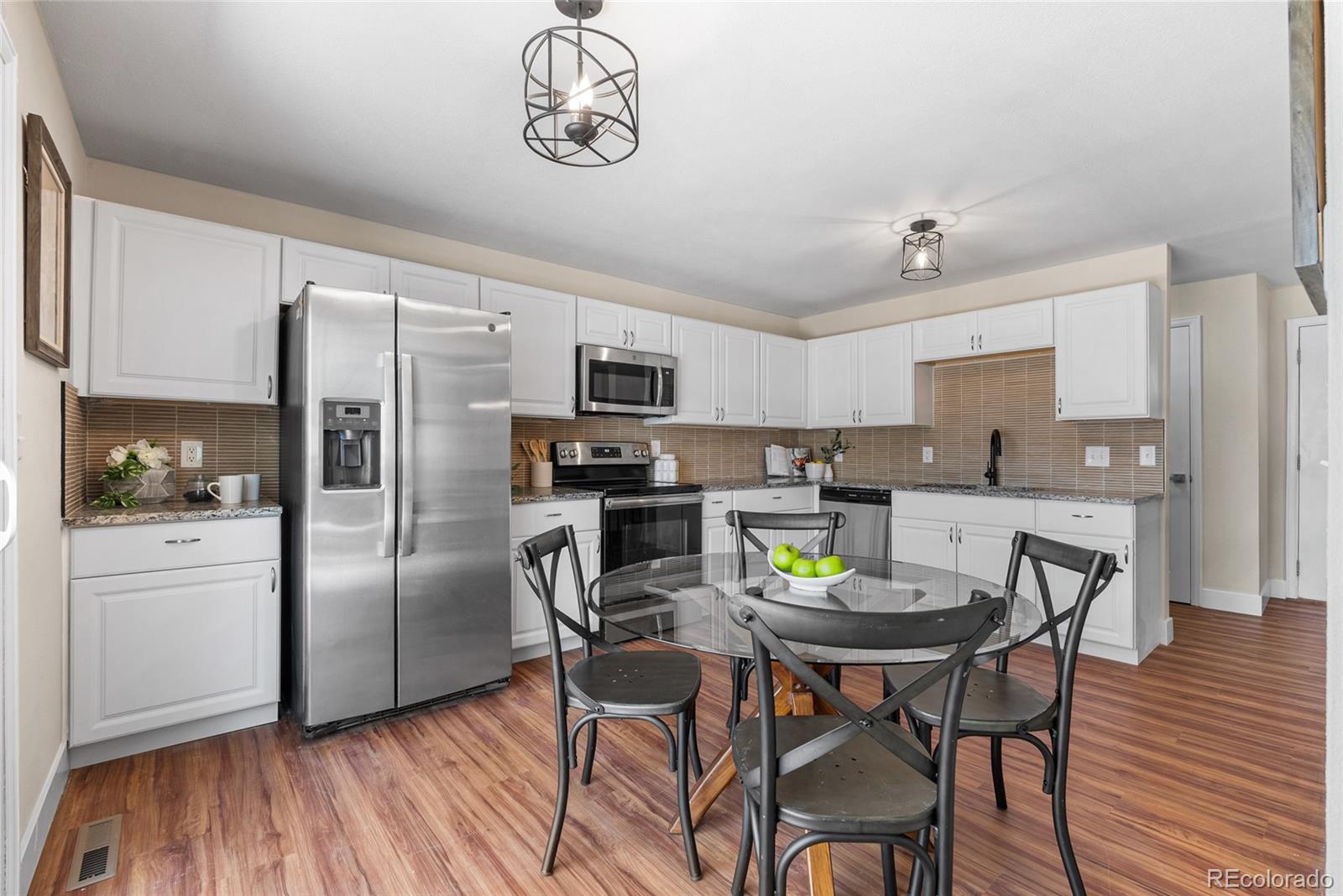 MLS Image #13 for 975 e 7th avenue,broomfield, Colorado
