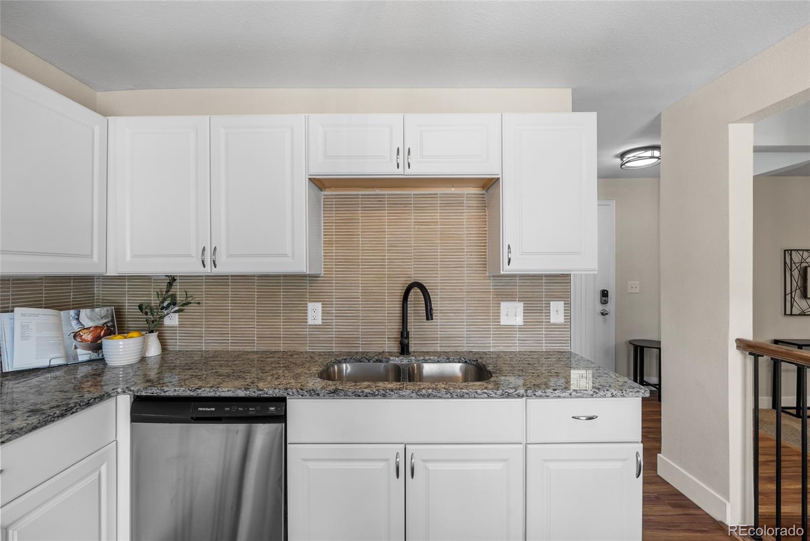 MLS Image #15 for 975 e 7th avenue,broomfield, Colorado
