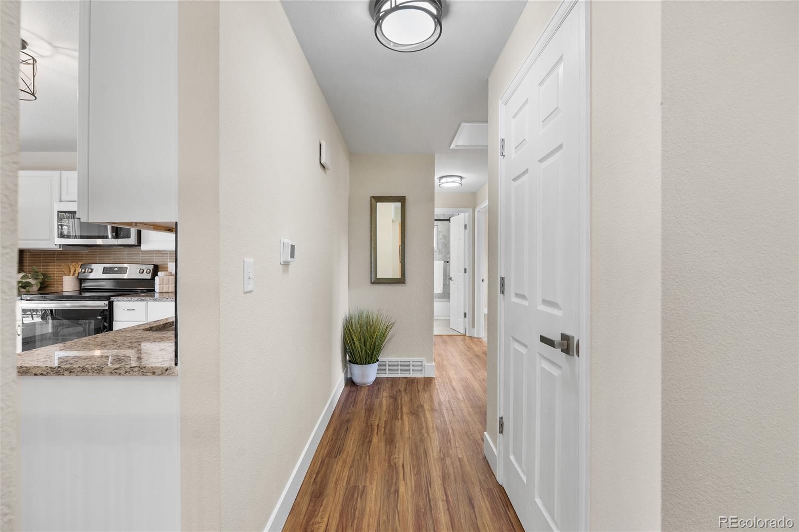 MLS Image #20 for 975 e 7th avenue,broomfield, Colorado