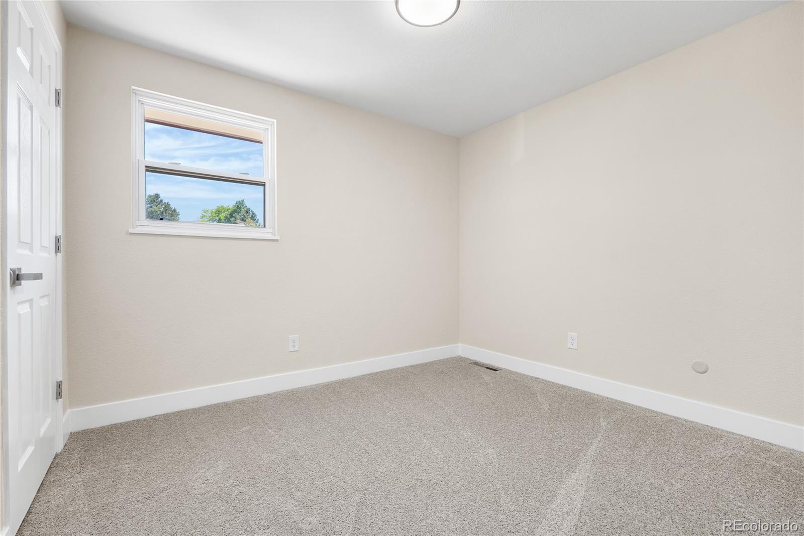 MLS Image #29 for 975 e 7th avenue,broomfield, Colorado