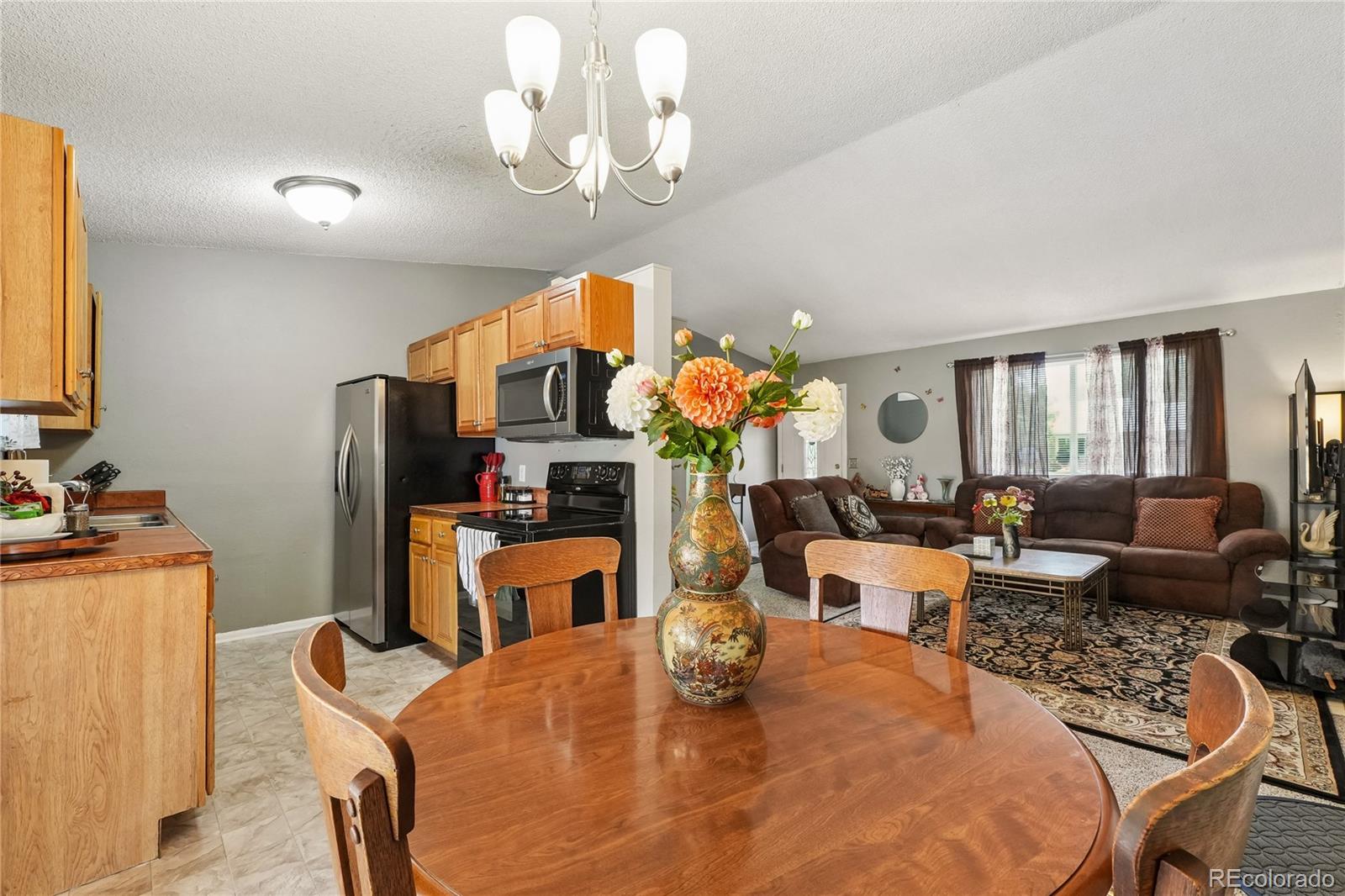 MLS Image #8 for 2045  grosbear lane,colorado springs, Colorado