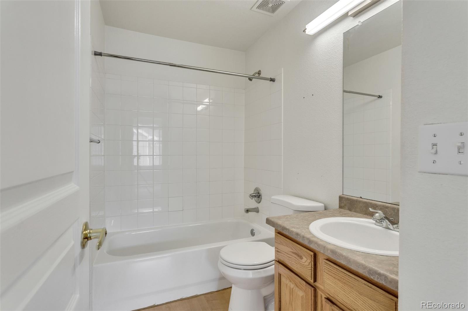 MLS Image #13 for 16901 e warren place place,aurora, Colorado