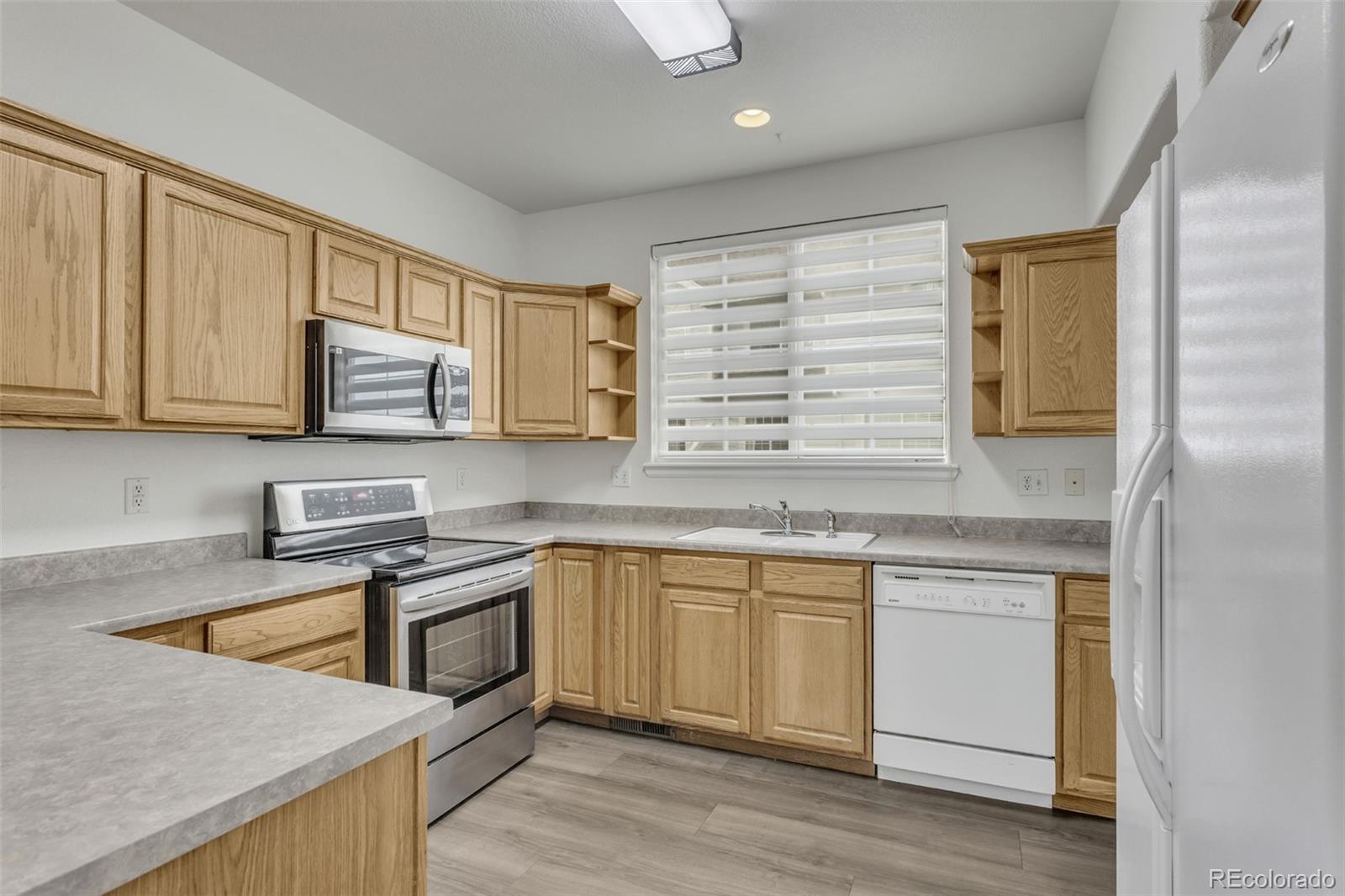 MLS Image #7 for 16901 e warren place place,aurora, Colorado