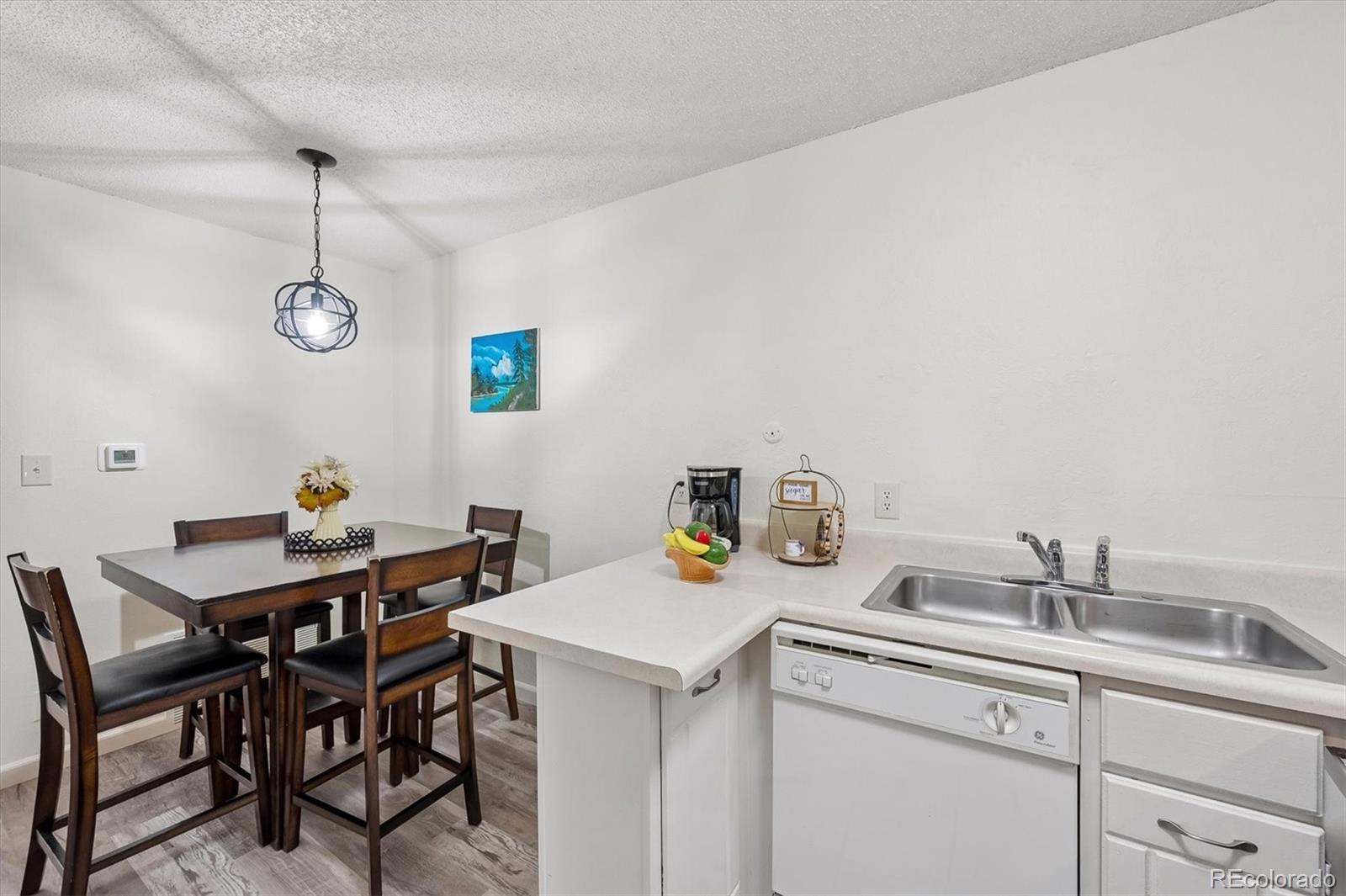 MLS Image #13 for 5300 e cherry creek south drive,denver, Colorado