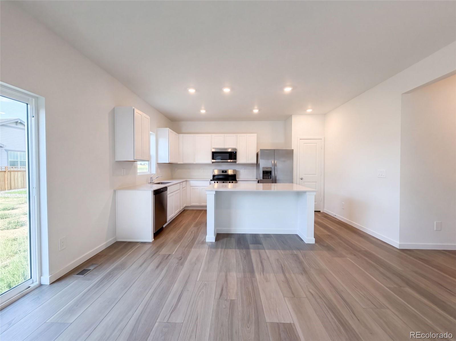 MLS Image #7 for 4043  shirley drive,johnstown, Colorado
