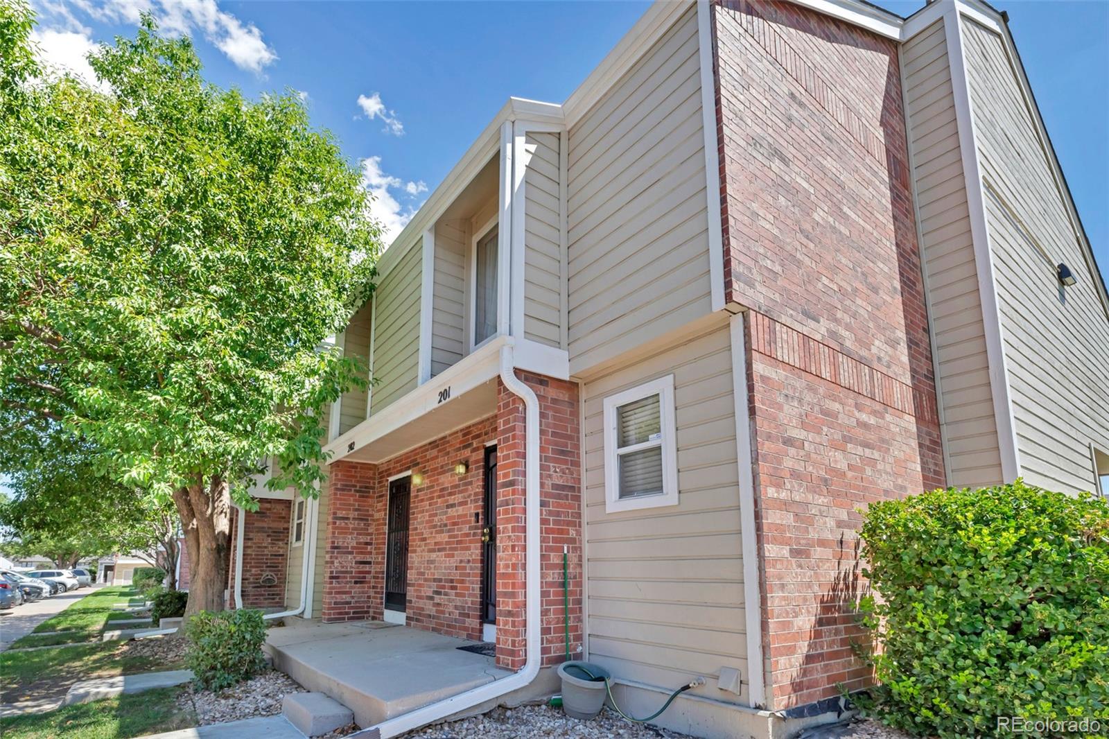 MLS Image #18 for 7476 e arkansas avenue 2-05,denver, Colorado