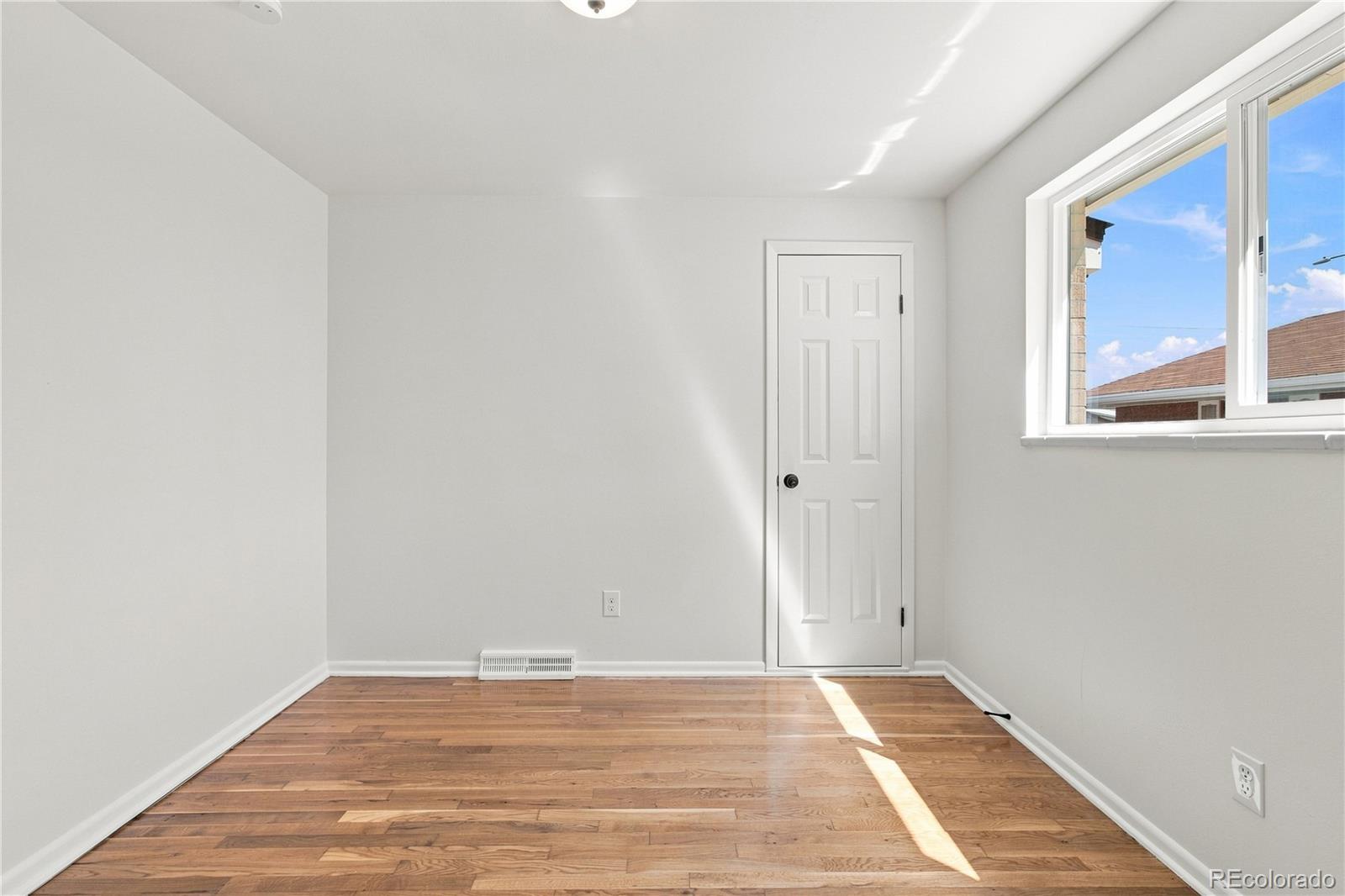 MLS Image #19 for 1760 w 55th avenue,denver, Colorado
