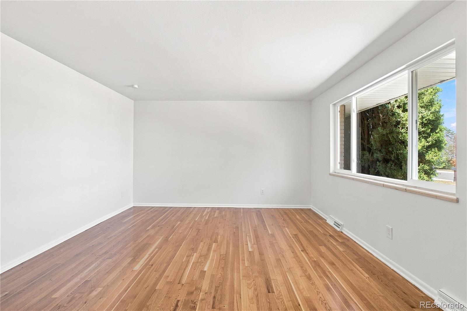 MLS Image #5 for 1760 w 55th avenue,denver, Colorado