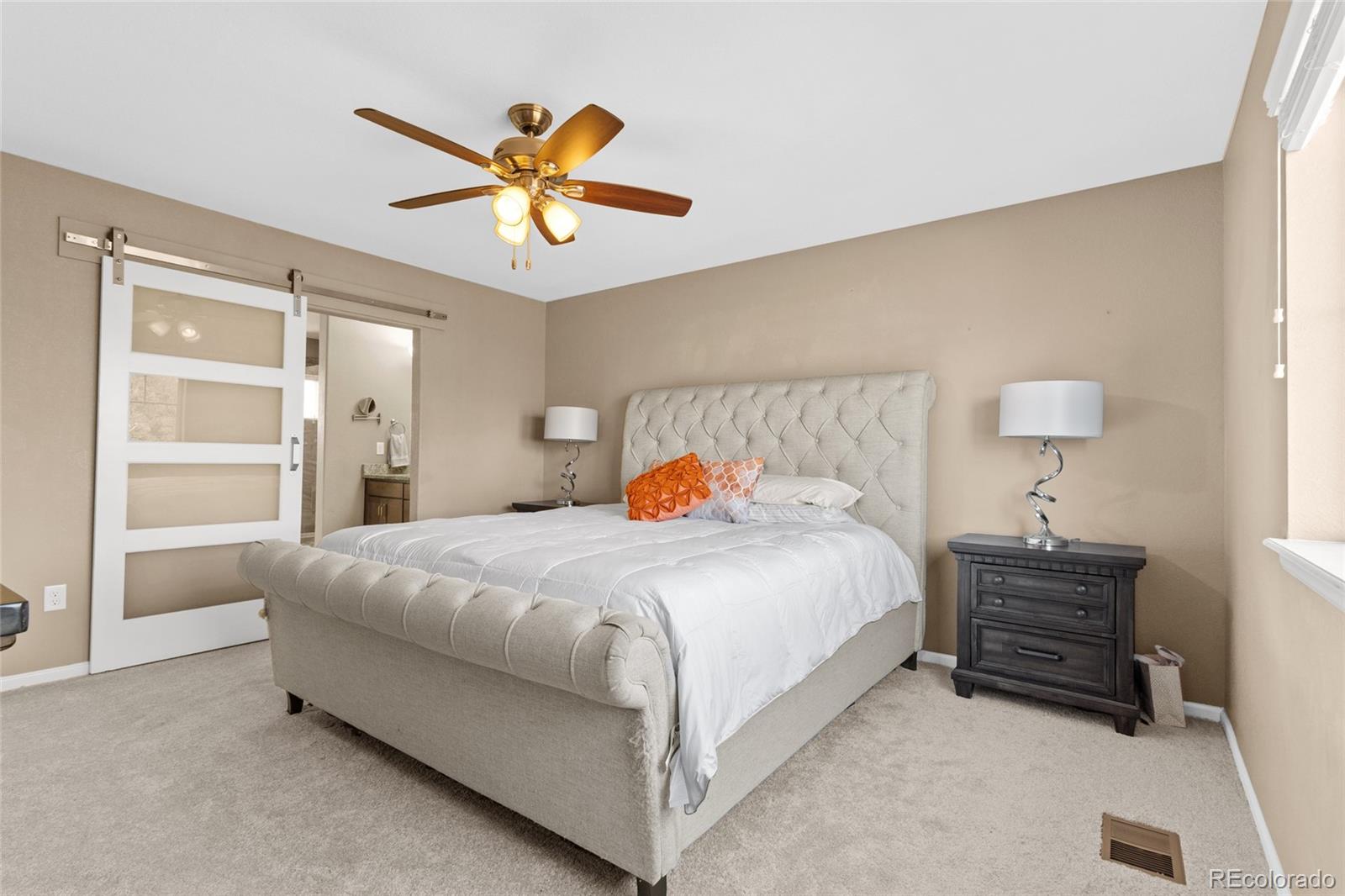 MLS Image #13 for 9645  bellaire lane,denver, Colorado