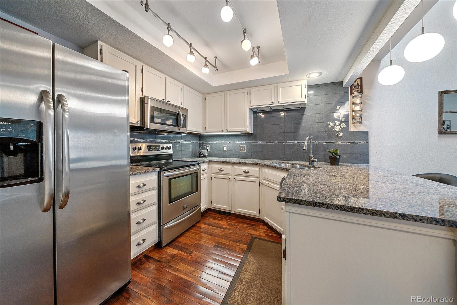 MLS Image #4 for 2685 s dayton way,denver, Colorado