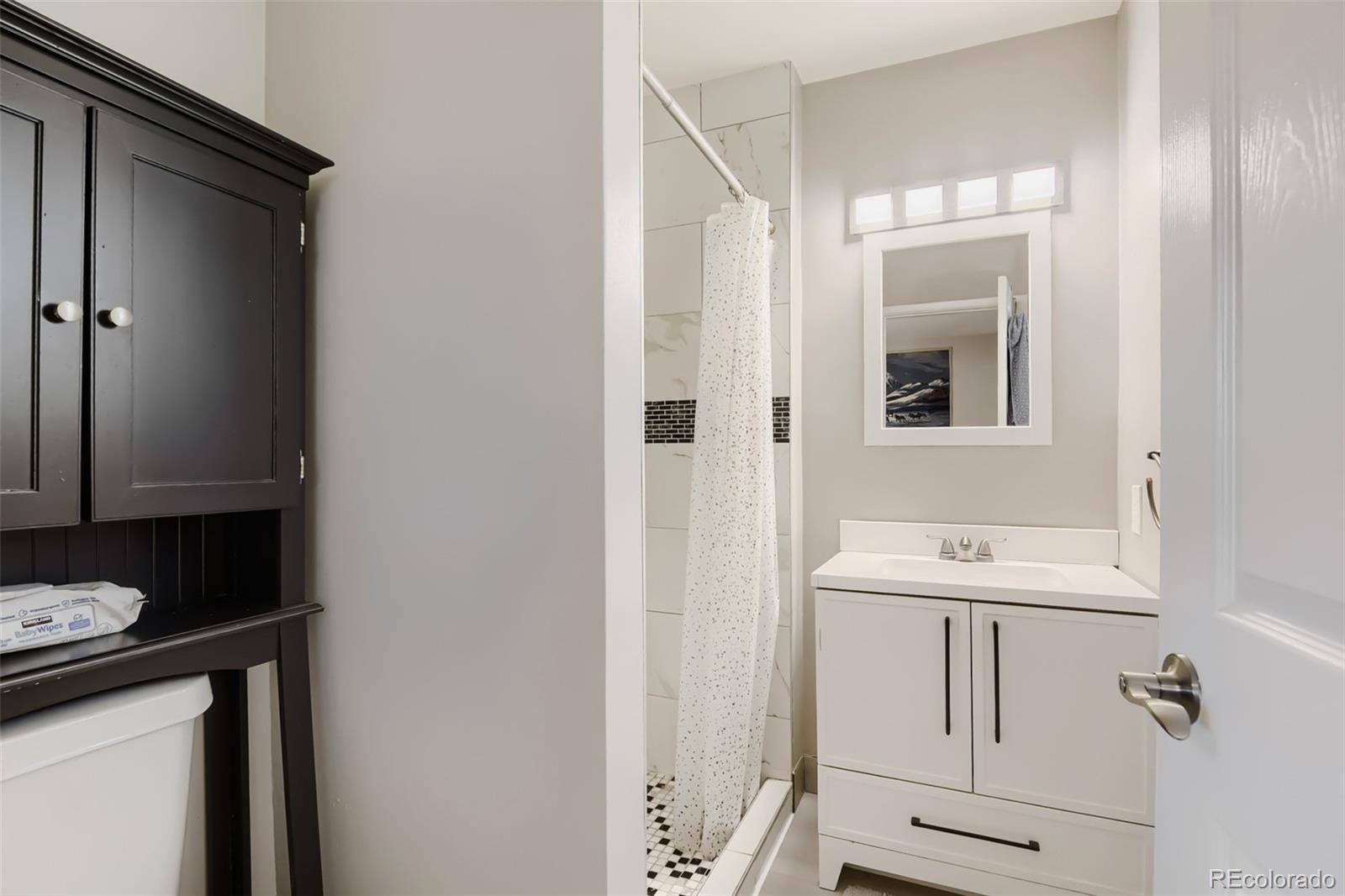 MLS Image #15 for 3731 s uinta street,denver, Colorado