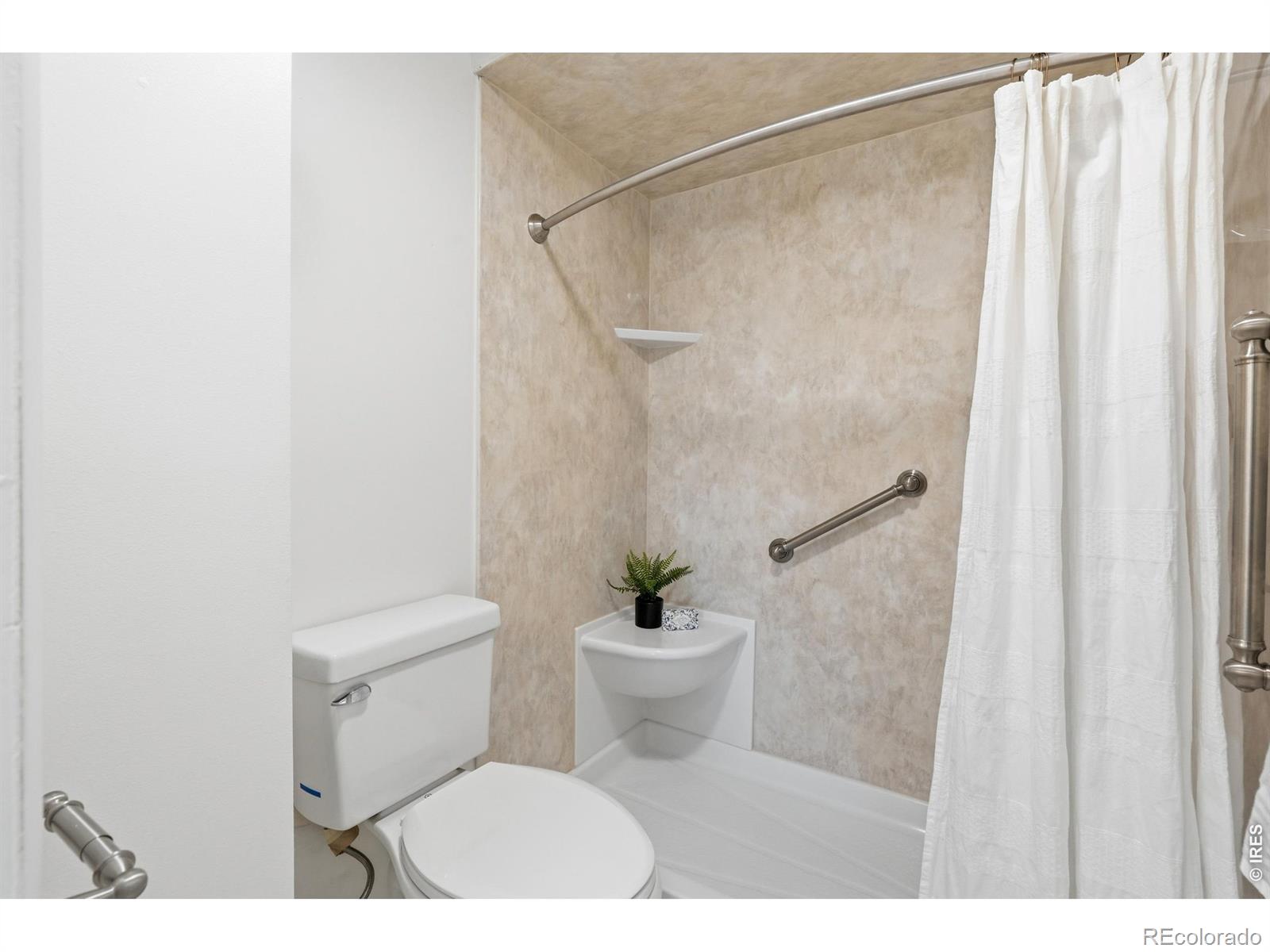 MLS Image #16 for 2104  28th ave ct,greeley, Colorado