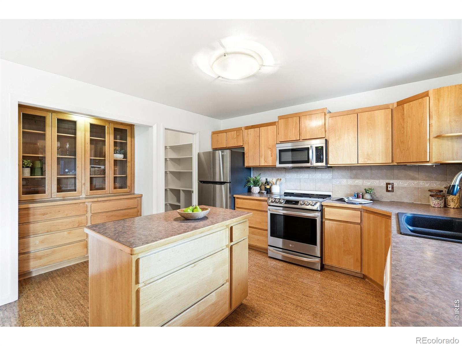 MLS Image #9 for 2104  28th ave ct,greeley, Colorado