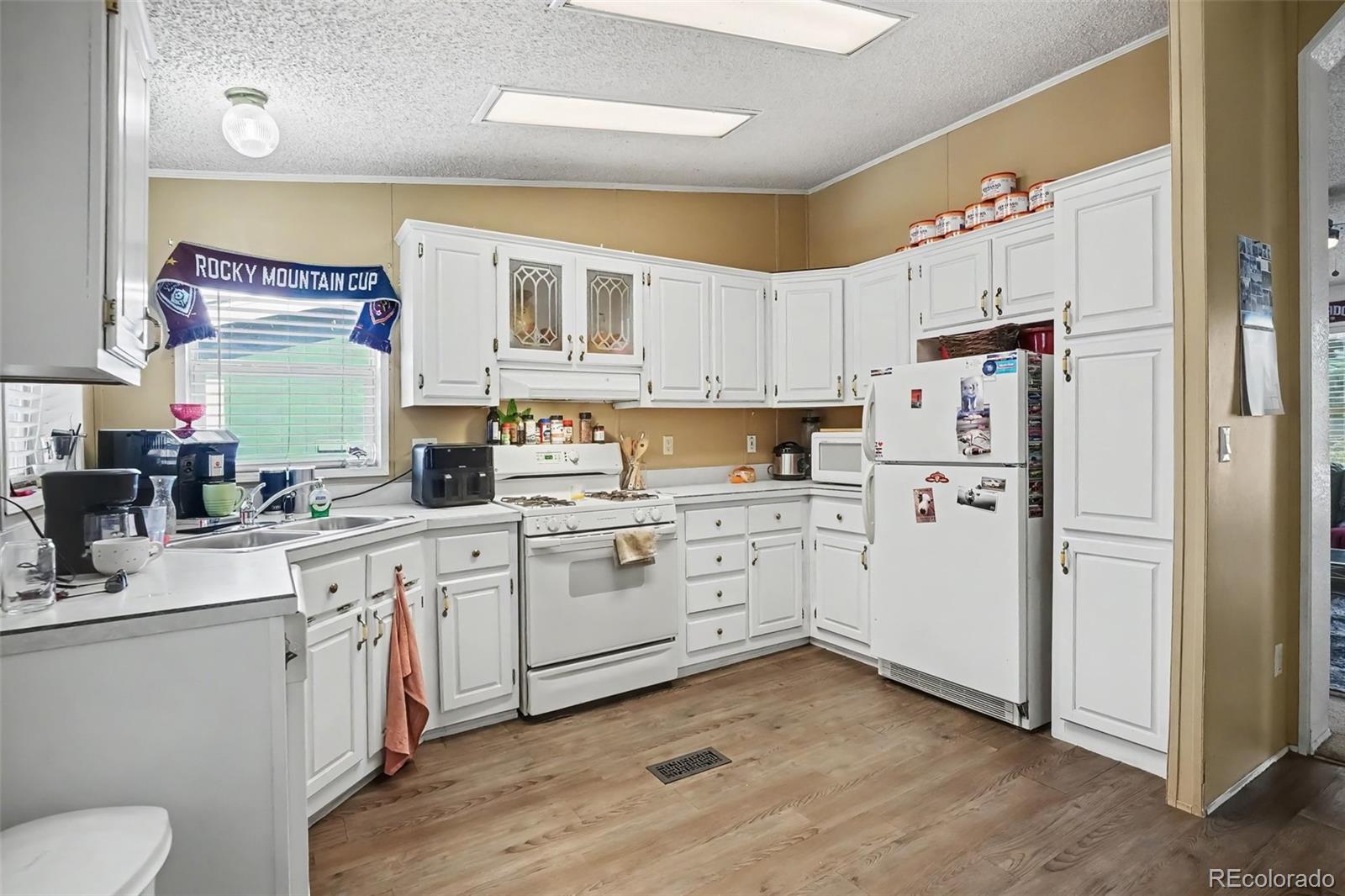 MLS Image #7 for 1485 w 78th circle,denver, Colorado