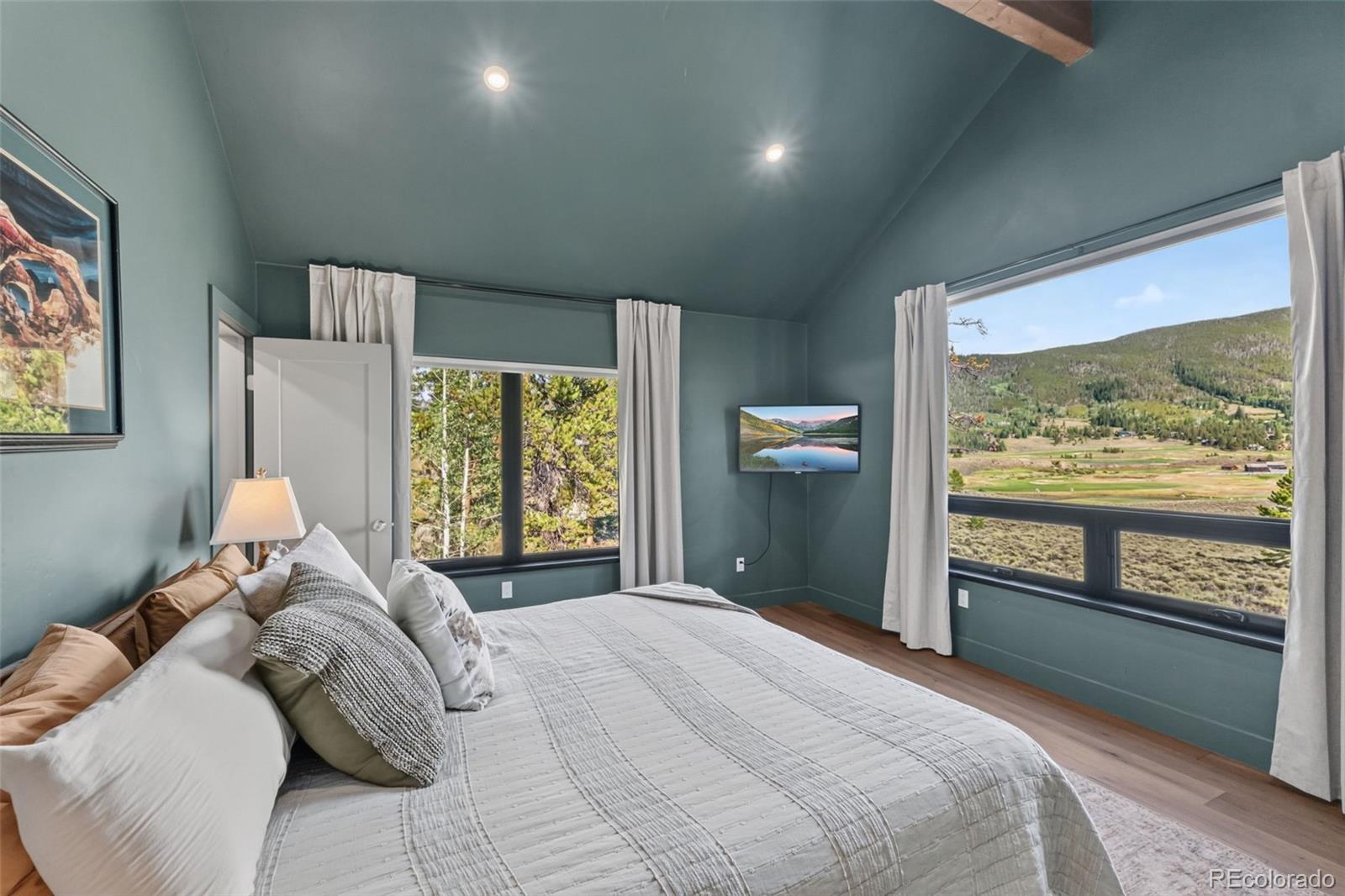 MLS Image #15 for 28  spruce circle,keystone, Colorado