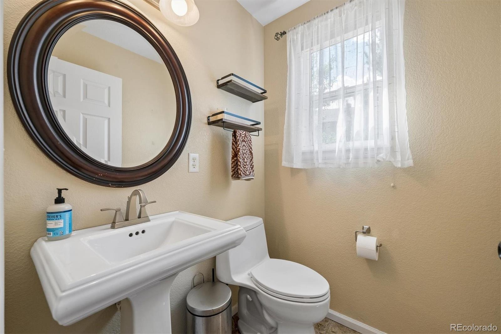MLS Image #18 for 1271  berganot trail,castle pines, Colorado