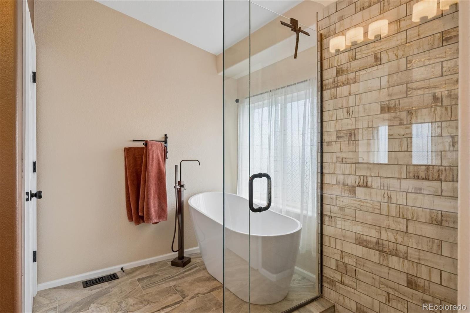 MLS Image #24 for 1271  berganot trail,castle pines, Colorado