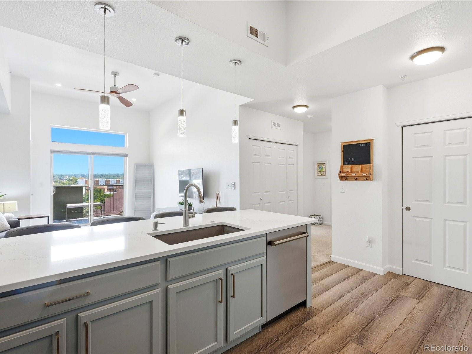 MLS Image #4 for 7931 w 55th avenue,arvada, Colorado