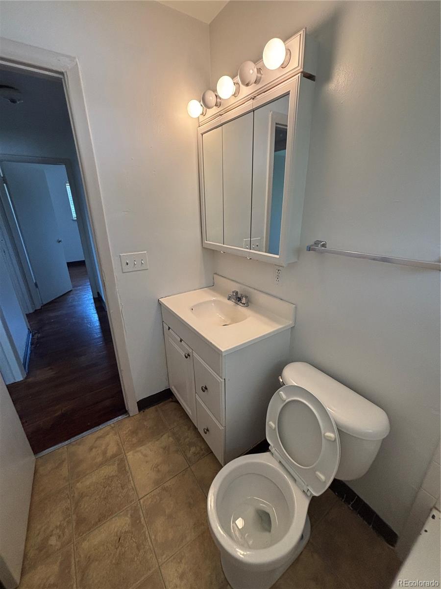 MLS Image #7 for 664 w longview avenue,littleton, Colorado