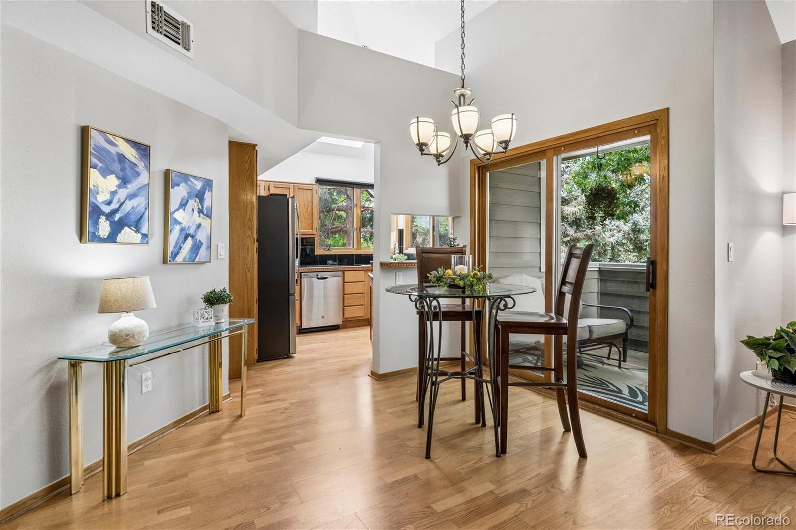 MLS Image #10 for 1300 s monaco street parkway,denver, Colorado
