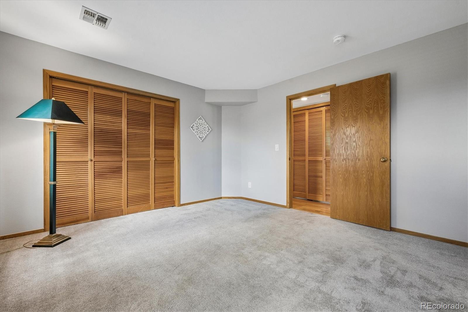 MLS Image #16 for 1300 s monaco street parkway,denver, Colorado