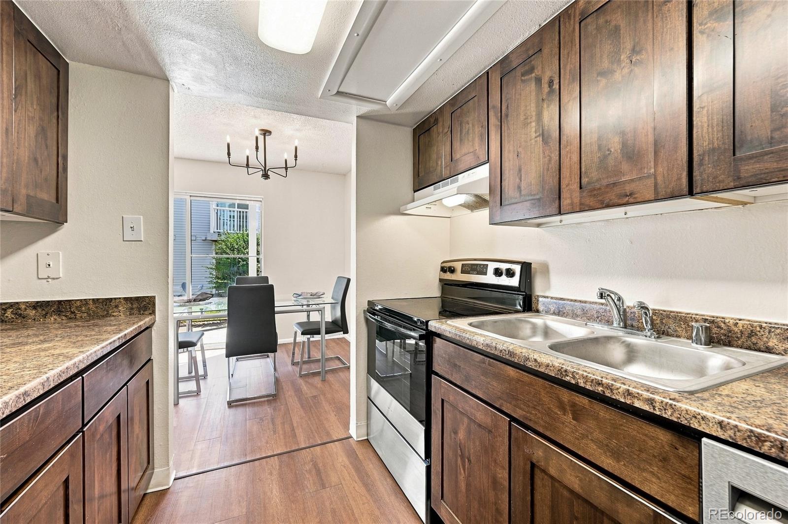 MLS Image #10 for 3337 s monaco street parkway,denver, Colorado