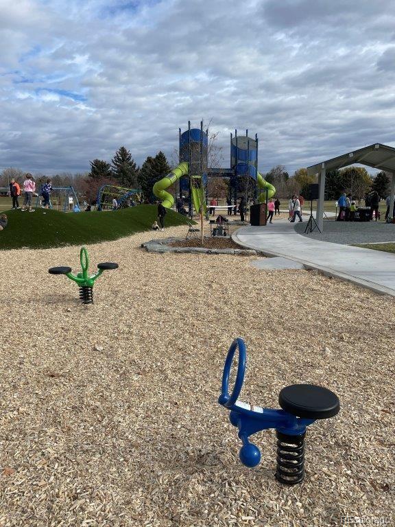 MLS Image #26 for 3337 s monaco street parkway,denver, Colorado