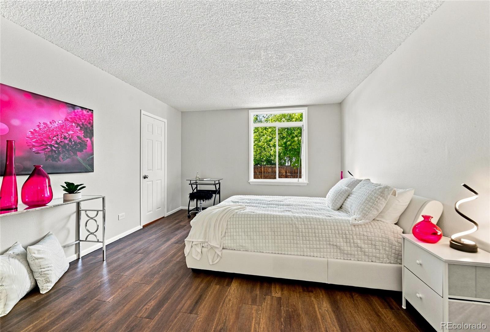 MLS Image #4 for 3337 s monaco street parkway,denver, Colorado