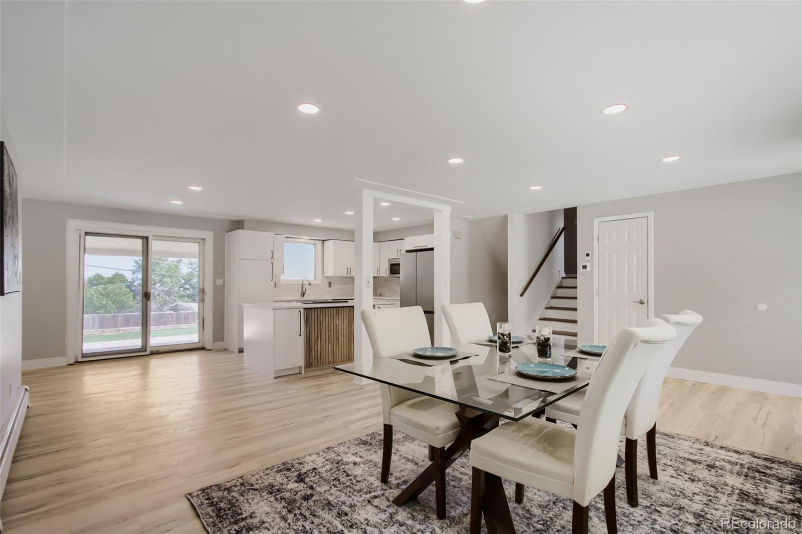 MLS Image #4 for 960 s arbutus street,denver, Colorado