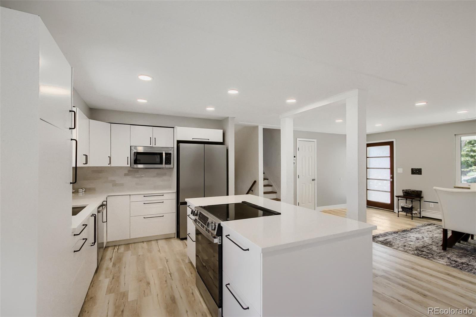MLS Image #6 for 960 s arbutus street,denver, Colorado