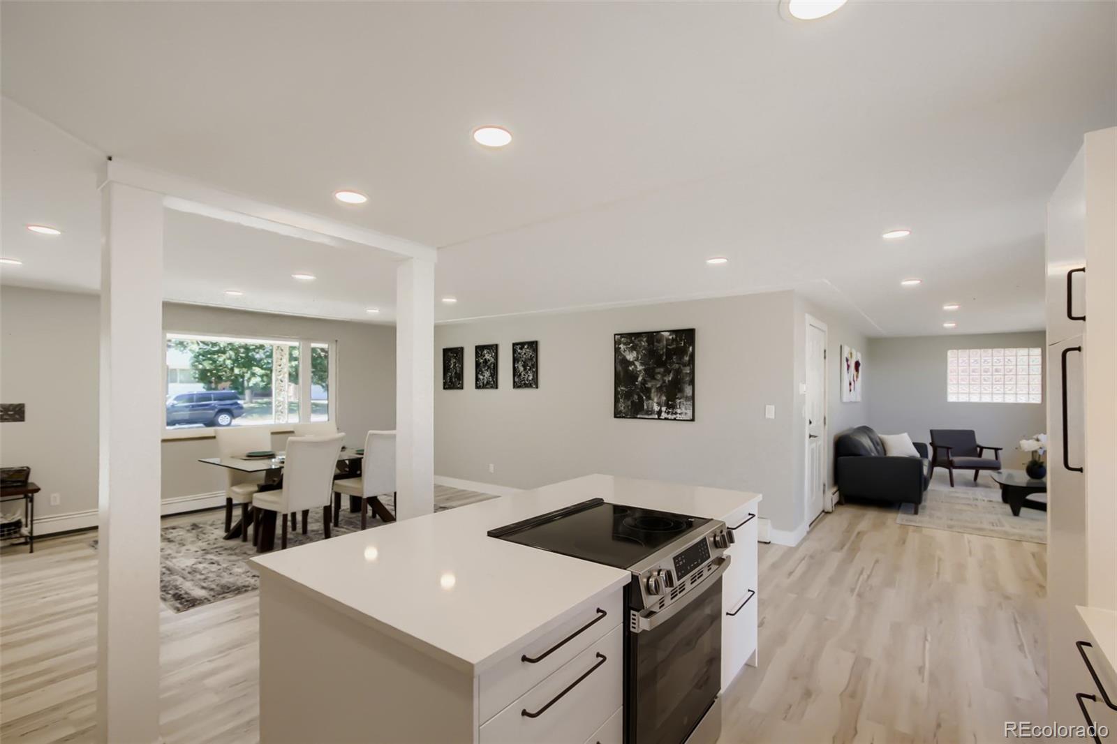 MLS Image #7 for 960 s arbutus street,denver, Colorado