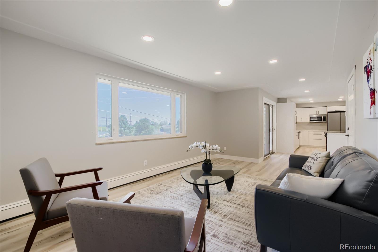 MLS Image #8 for 960 s arbutus street,denver, Colorado