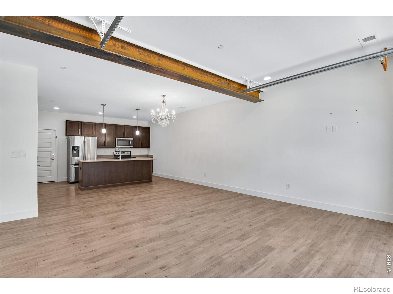 MLS Image #10 for 19570 e sunset circle,aurora, Colorado