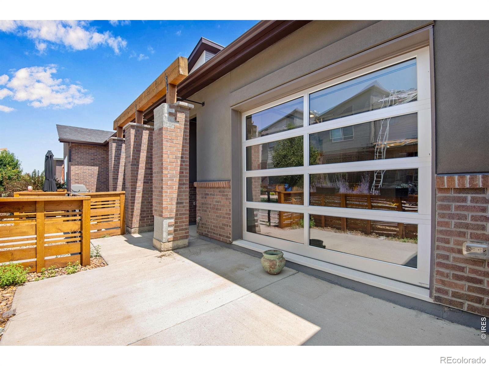 MLS Image #5 for 19570 e sunset circle,aurora, Colorado