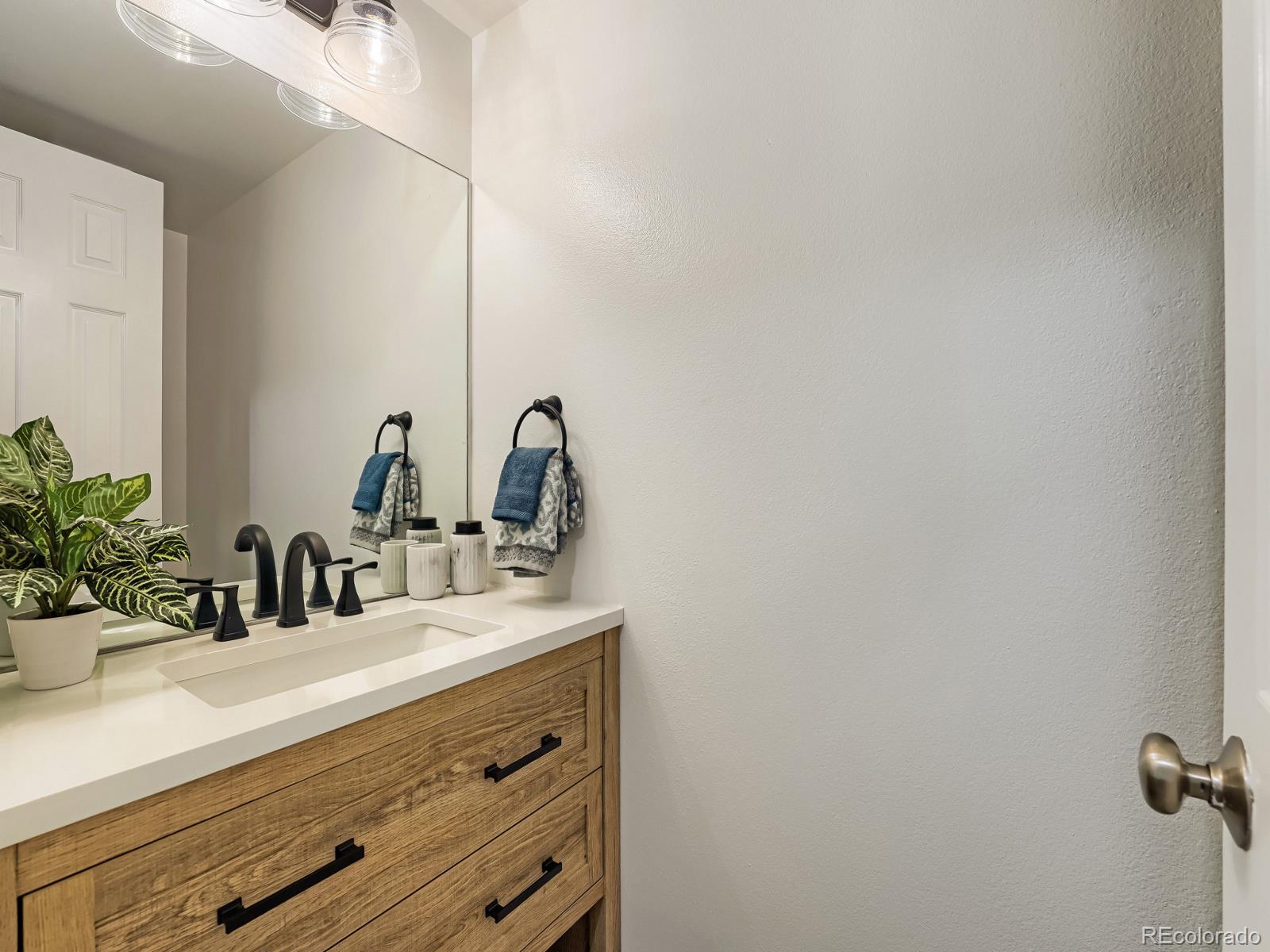MLS Image #13 for 6158 e hinsdale court,centennial, Colorado