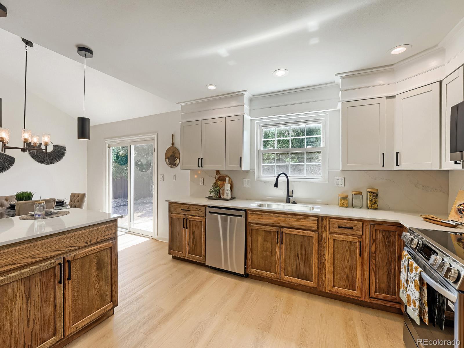 MLS Image #4 for 6158 e hinsdale court,centennial, Colorado