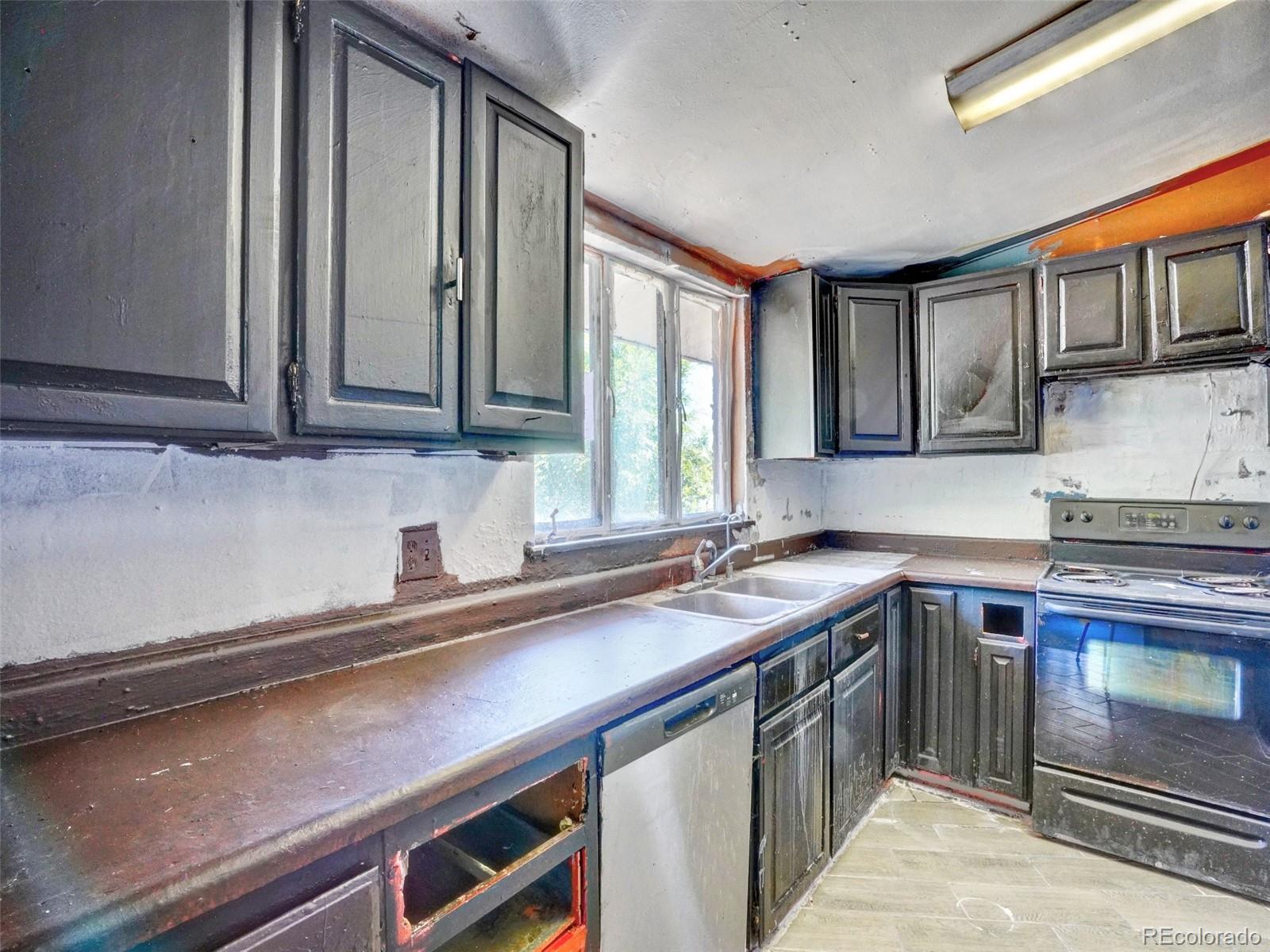 MLS Image #3 for 7789  greenleaf lane,denver, Colorado