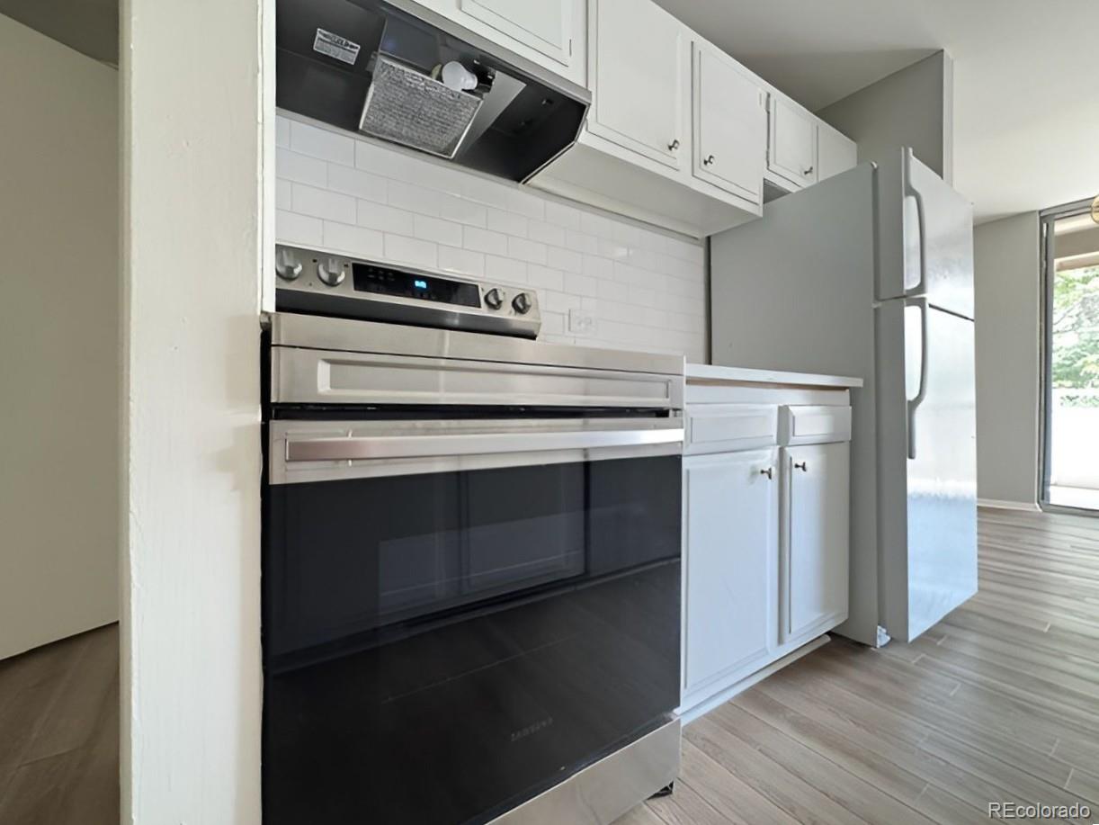 MLS Image #10 for 937 n clarkson street,denver, Colorado