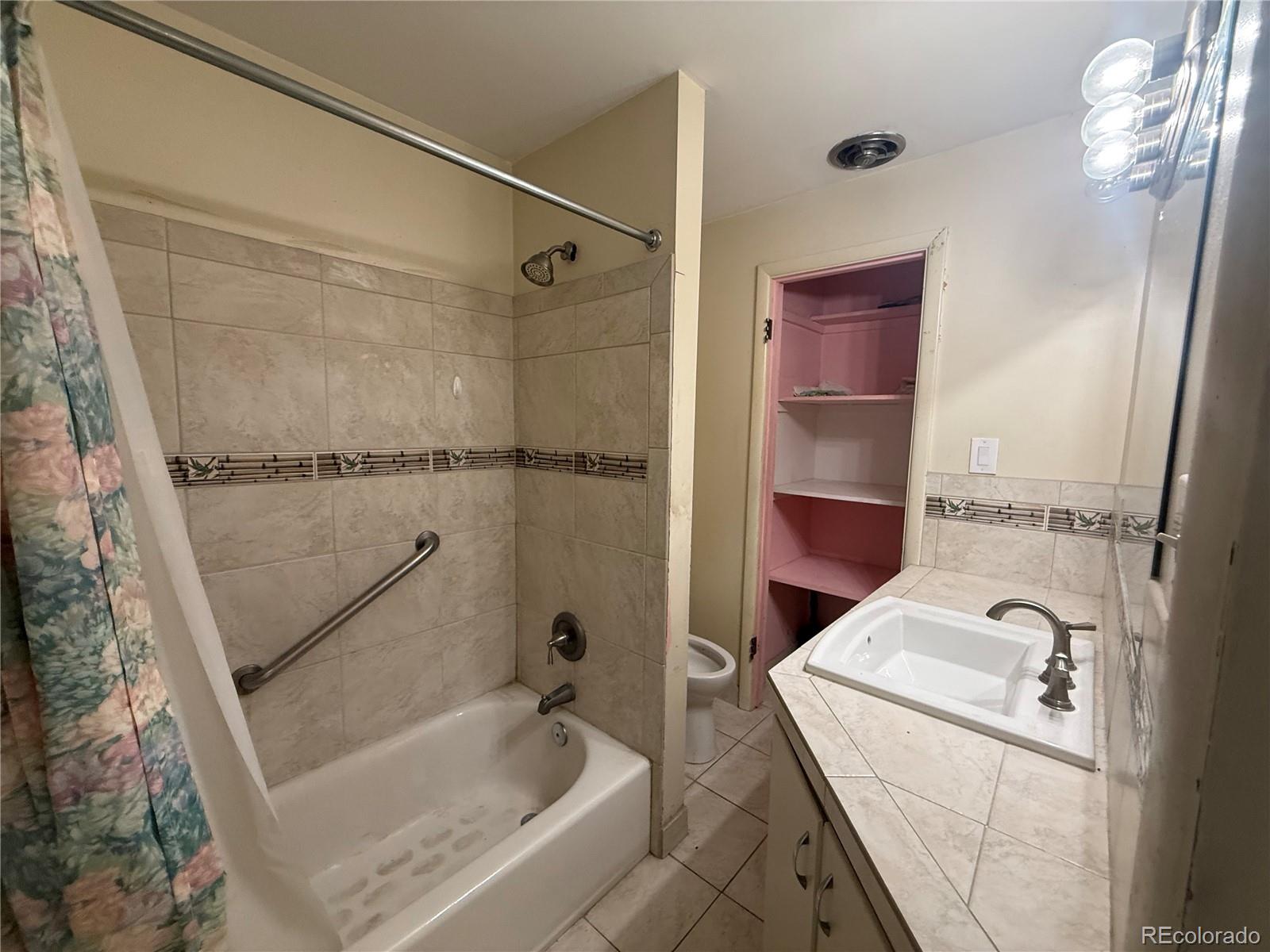 MLS Image #11 for 2324 s forest drive,denver, Colorado