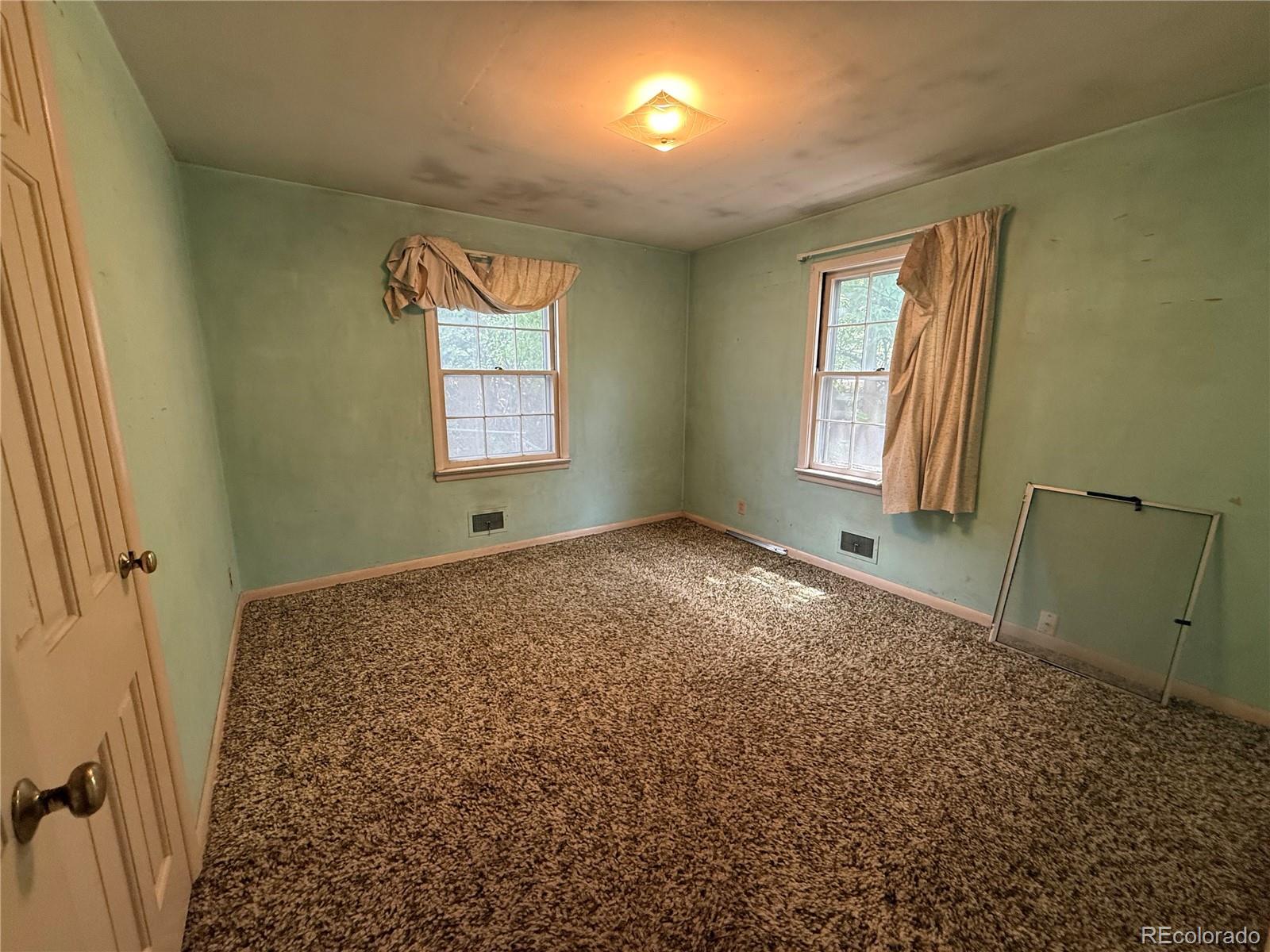 MLS Image #12 for 2324 s forest drive,denver, Colorado