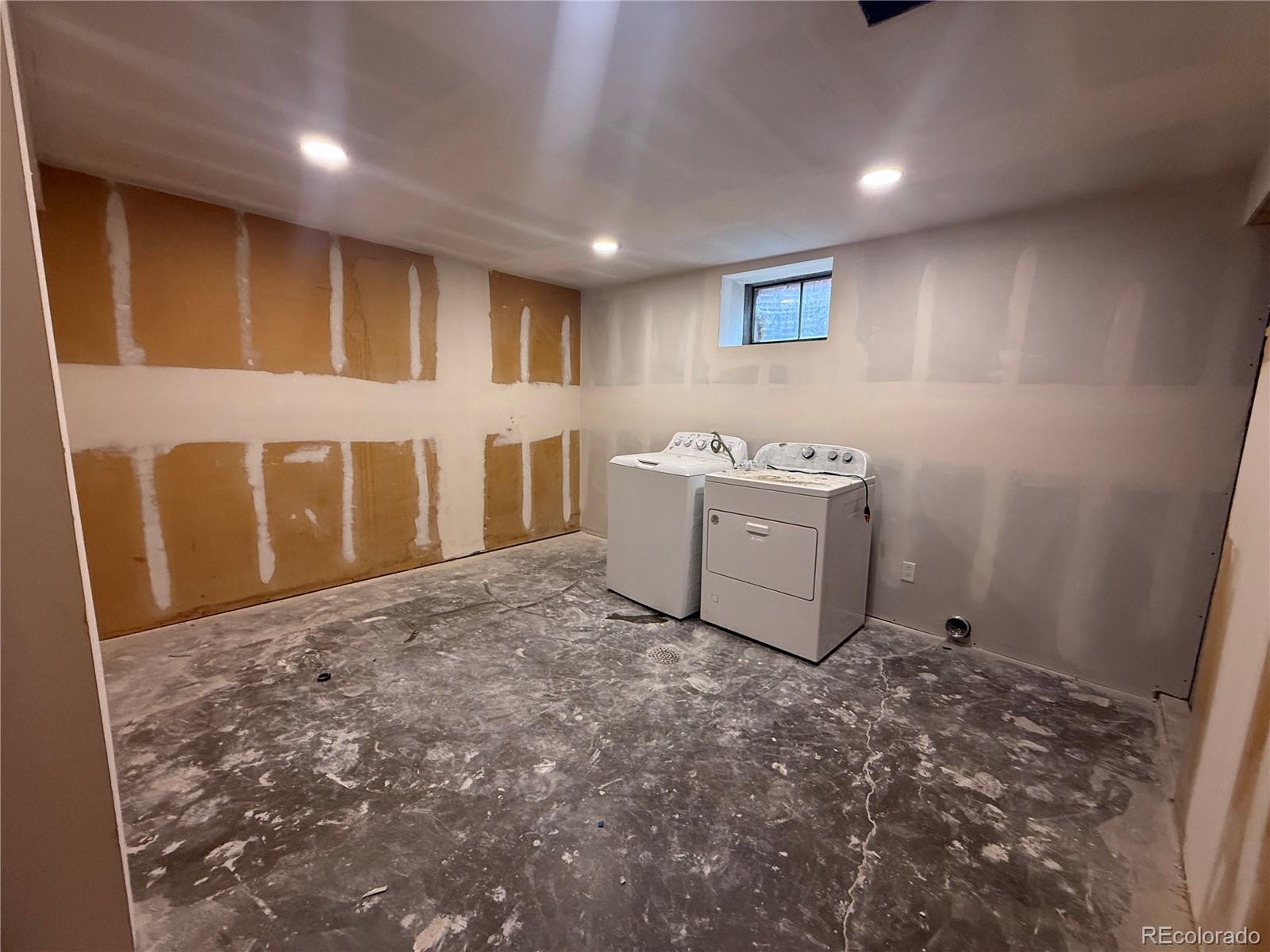 MLS Image #20 for 2324 s forest drive,denver, Colorado