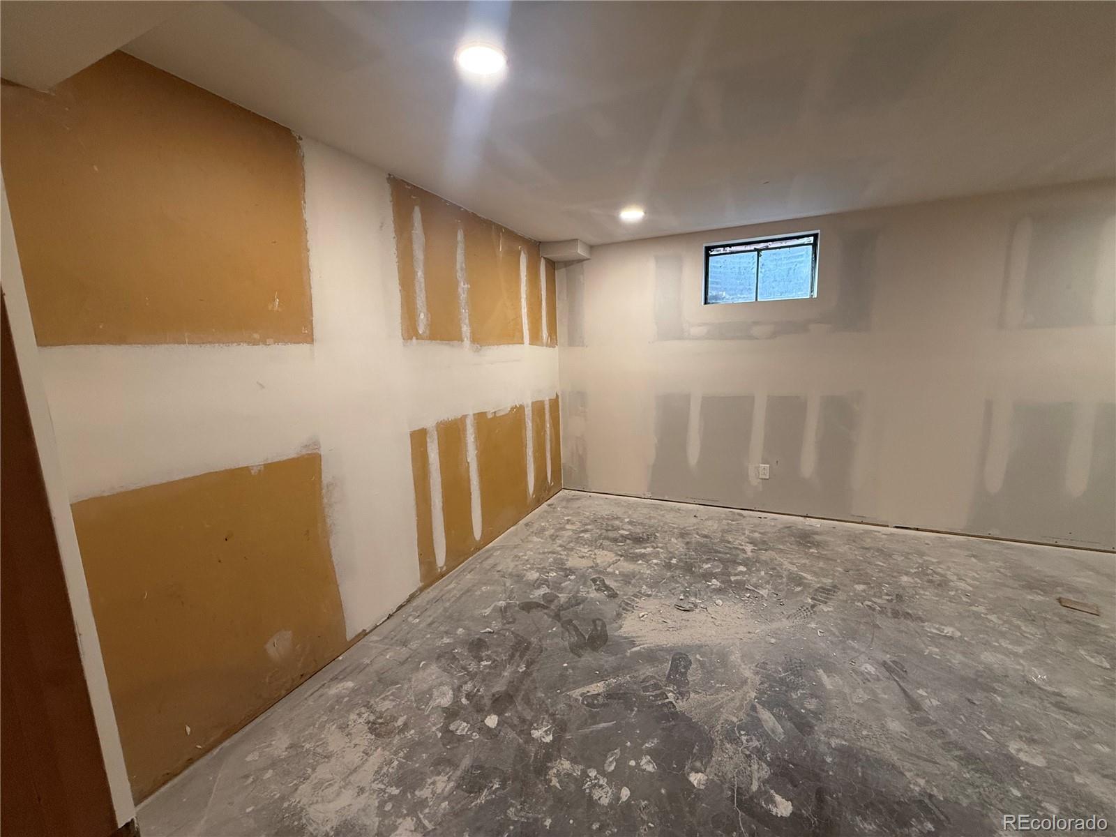 MLS Image #26 for 2324 s forest drive,denver, Colorado