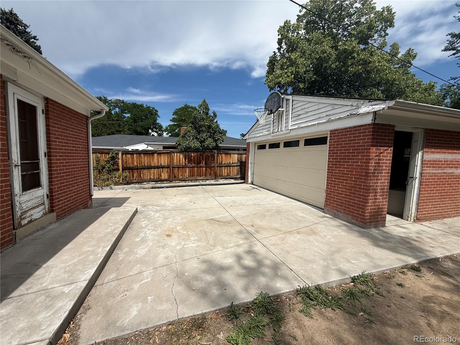 MLS Image #3 for 2324 s forest drive,denver, Colorado