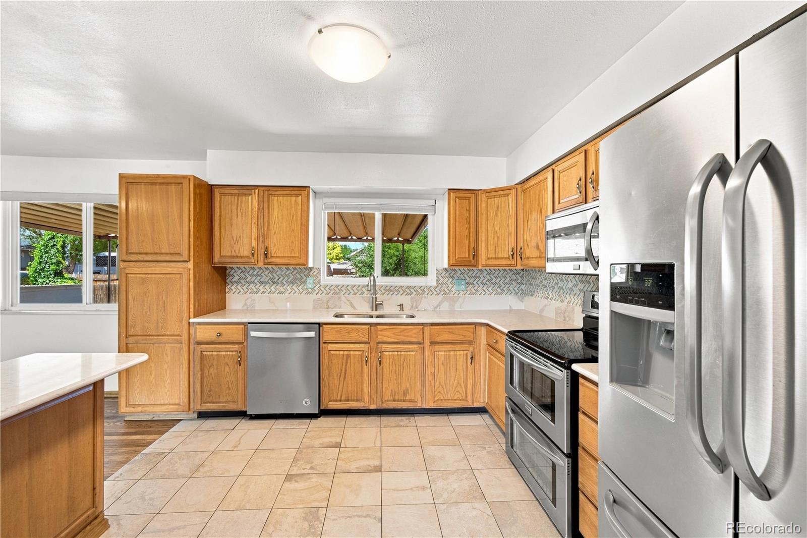 MLS Image #11 for 540  starlite drive,pueblo, Colorado